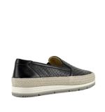 Qabic-Perforated-Leather-Closed-Flat-10-Black-2