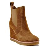 Footnotes-Jordan-Wedge-Camel---1