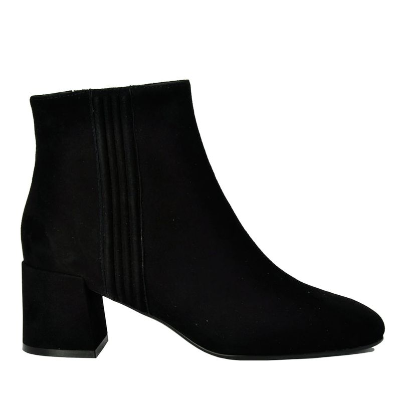Footnotes-Sommet-Black---2