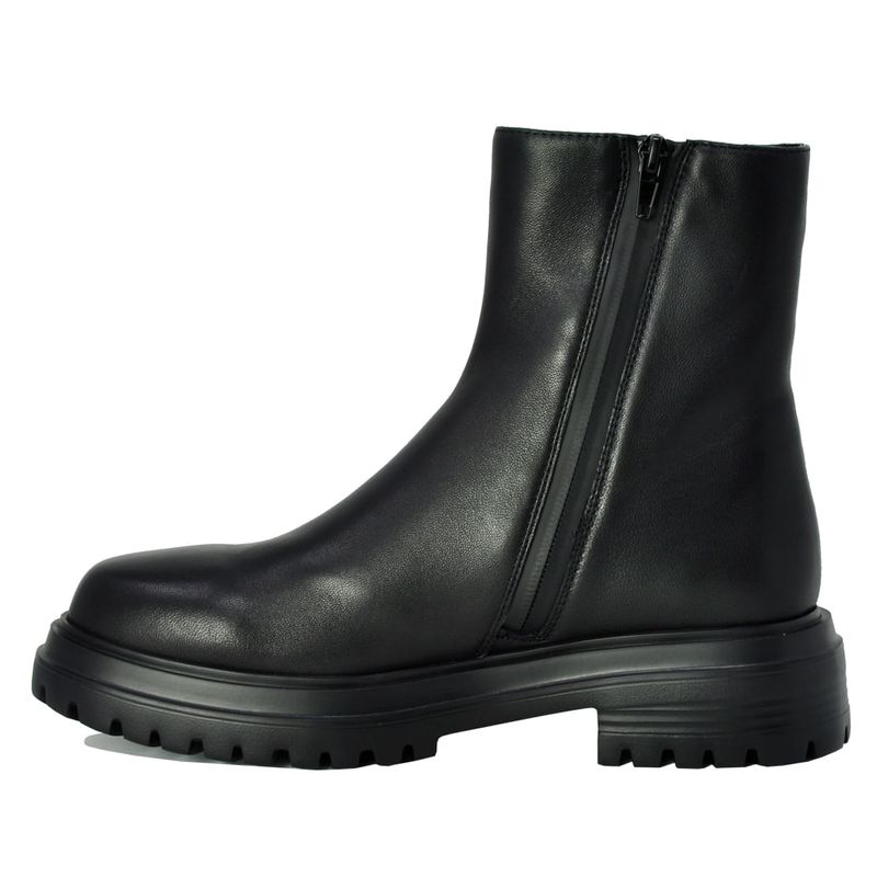 Footnotes-Zetta-Black---4