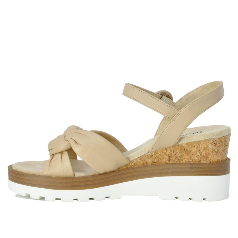 Footnotes-Clew-Cream---4
