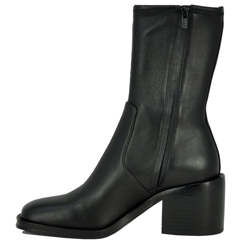 Loeffler-Randall-NolanStretch-Black---4