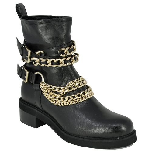 Matrix Leather Chain Boot
